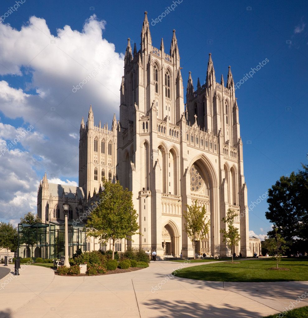 Washington Cathedral in Washington DC on a bright sunny day