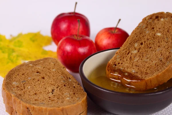 Bread, honey and apples