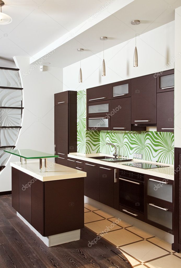Moderna cocina con muebles de madera — fotos de stock © mrhamster ...