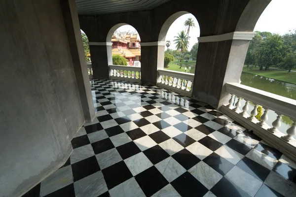 Floor with retro checkered pattern
