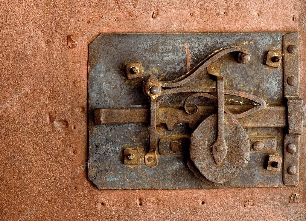 depositphotos_1170939-Old-door-lock.jpg