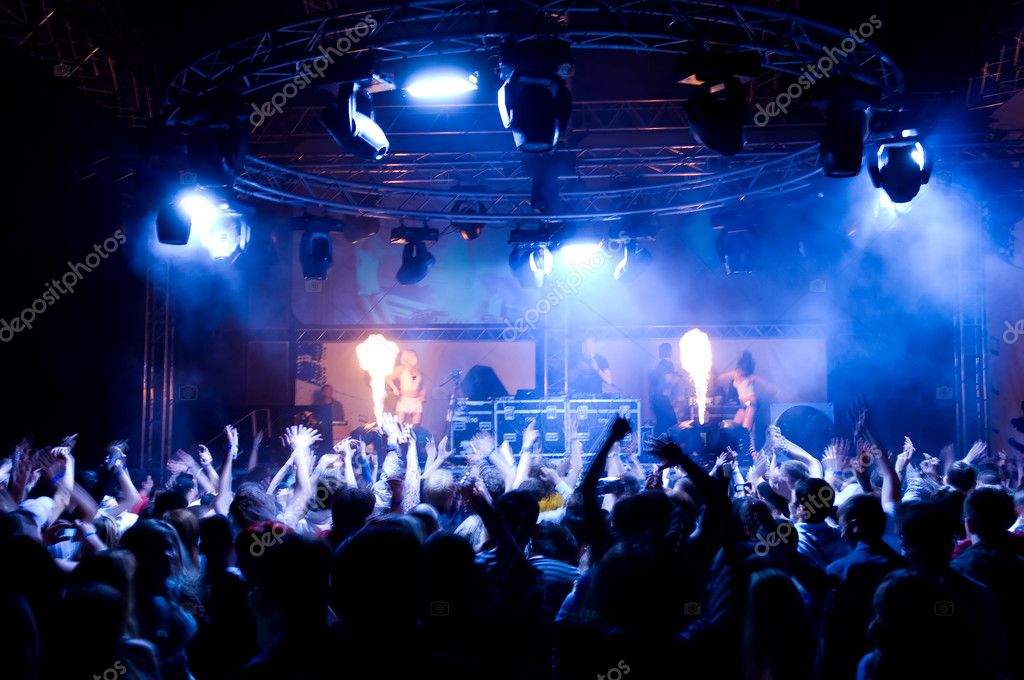 The Concert [1929] helperserve