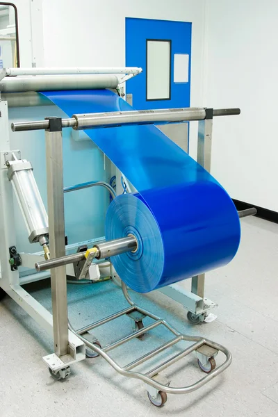 Detail of packaging machine in operation