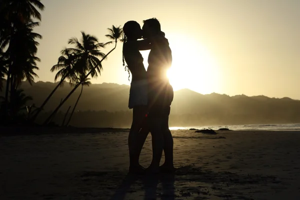 couple kissing silhouette image. Silhouette kissing Couple