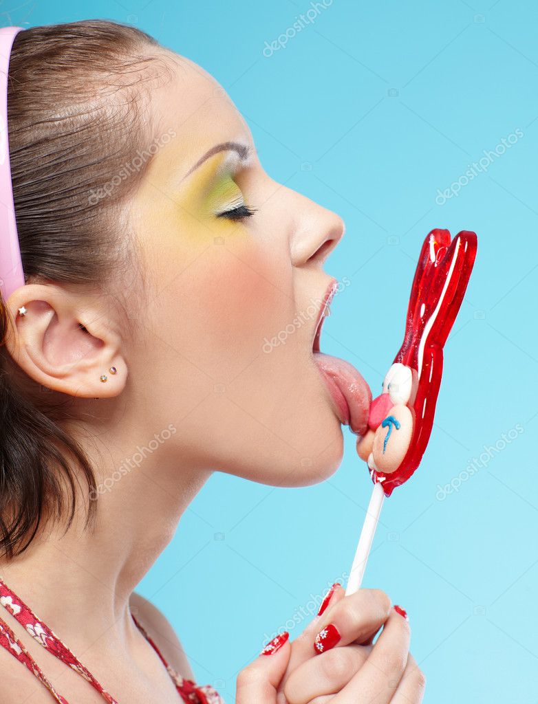 http://static3.depositphotos.com/1000929/213/i/950/depositphotos_2136221-Beautiful-girl-with-lollipop.jpg