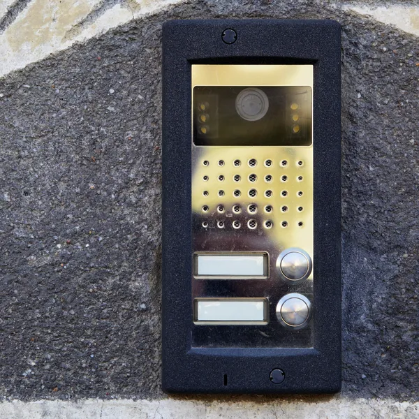 On-door speakerphone
