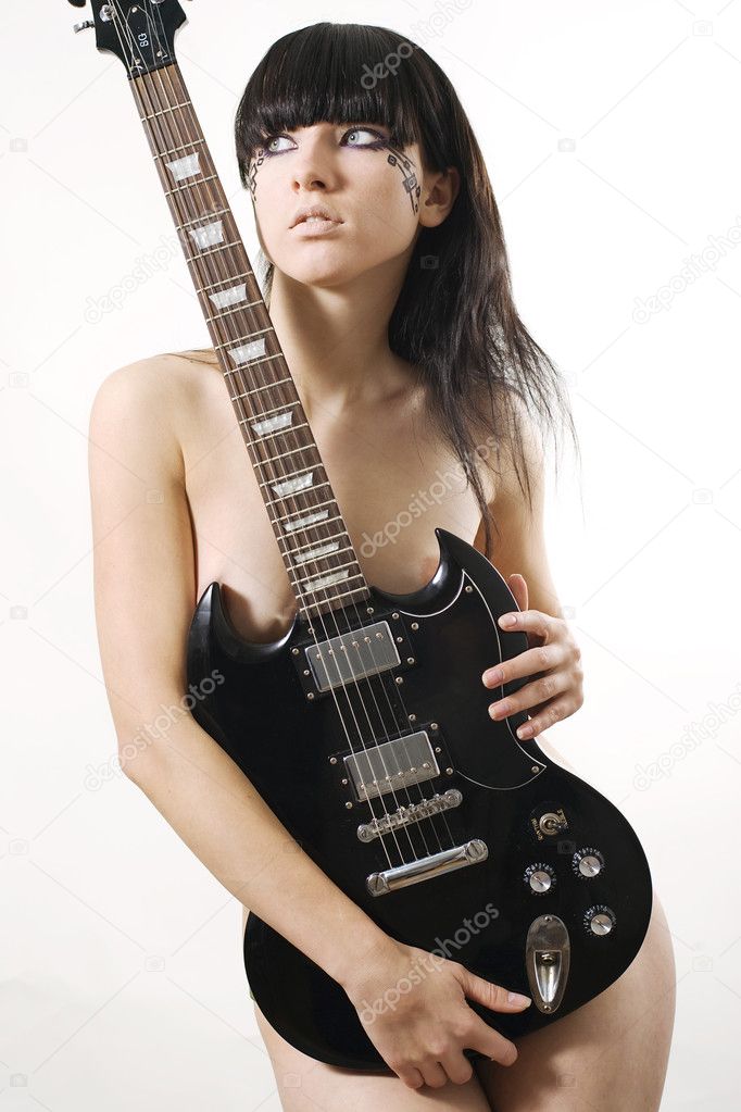 depositphotos_-Naked-woman-covered-by-guitar