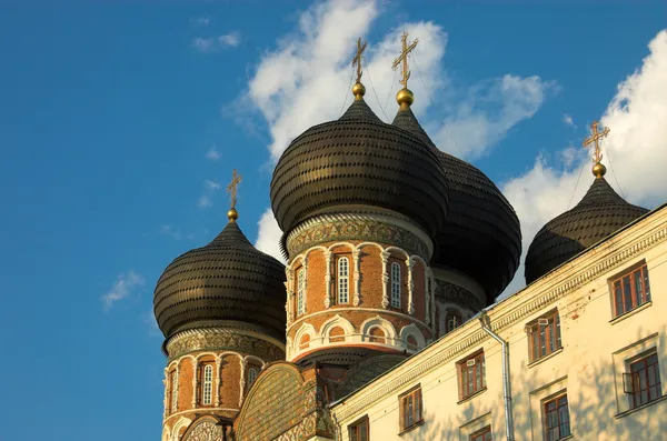 Izmailovo church domes
