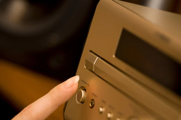 Dvd receiver and finger