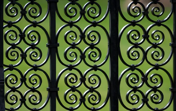 Iron fence pattern (Cambridge, UK)