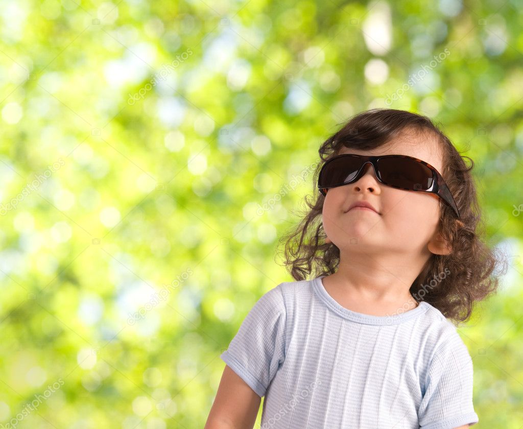 Child in sunglasses — Stock Photo © 2485408