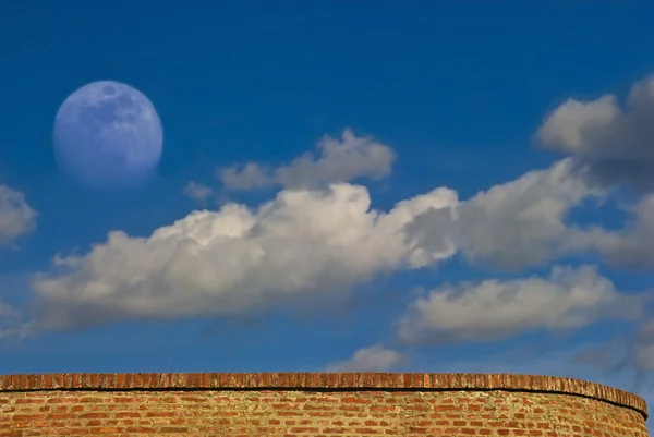 Sky, moon, wall