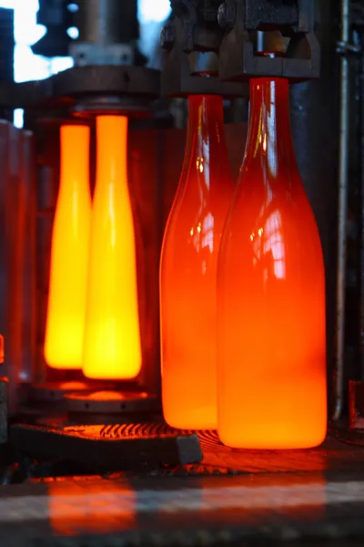 Manufacture of bottles