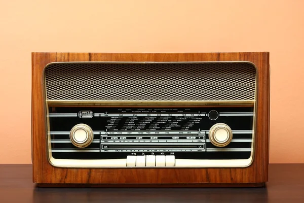 Vintage radio — Stock Photo #2012617