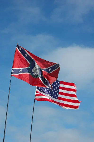 Photograph of confederate and American flags flying together —Photo 