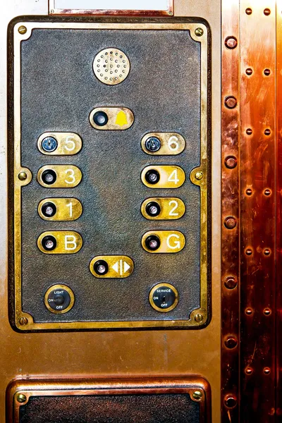 Old elevator buttons — Stock Photo #2473522