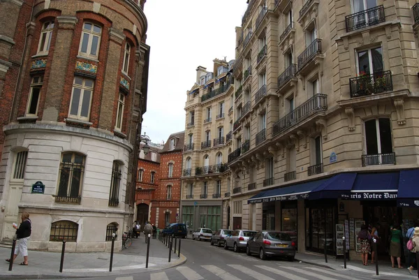 Paris downtown street view