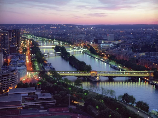 Bridges of Paris on a decline