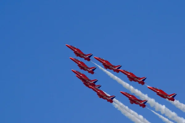 Flying with the red arrows