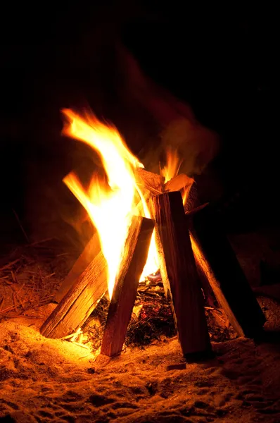 夜かがり火 — ストック写真