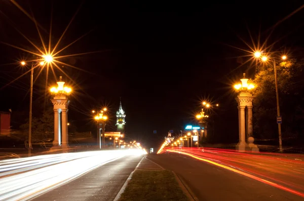 Avenida nocturna — Fotografia de Stock