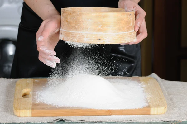 Flour sieved — Stock Photo, Image