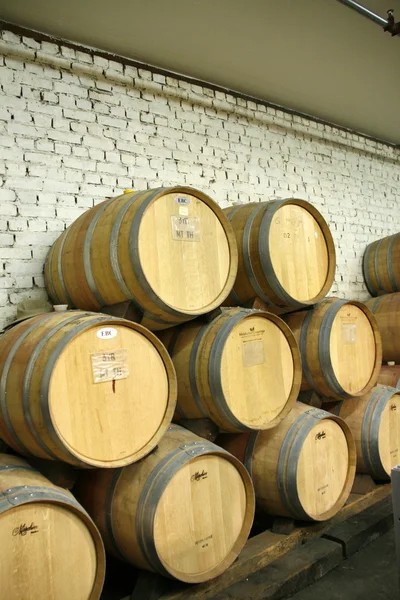 Barrels in Vinery in Califirnia — Stock Photo, Image