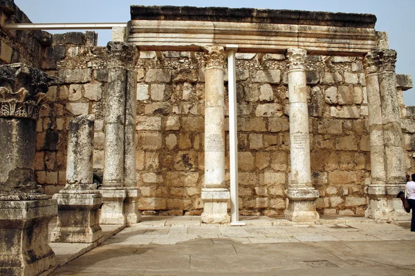 Ruinerna av jesus synagogan Kapernaum — Stockfoto