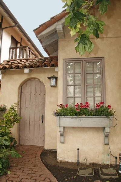 Decorated house entrance — Stock Photo, Image