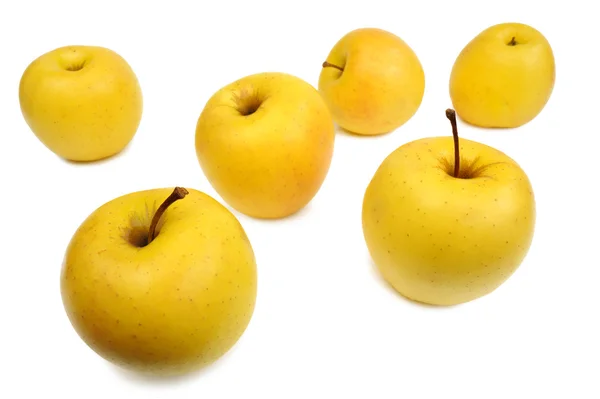 Izole sarı elmalar — Stok fotoğraf