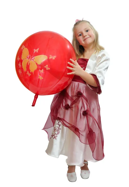 Flicka som leker med ballong. — Stockfoto