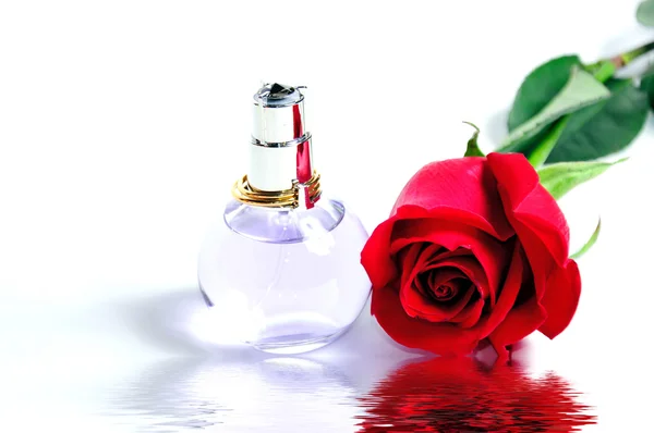 Perfume and roses — Stock Photo, Image