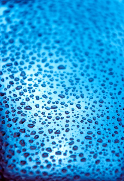 Vattendroppar på en glasyta — Stockfoto