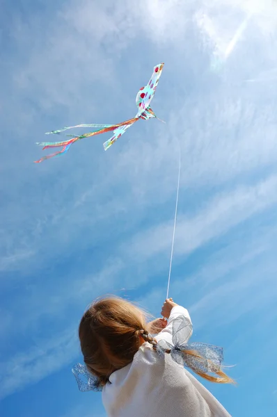 Girl Flying Kite Sunny Day — ストック写真