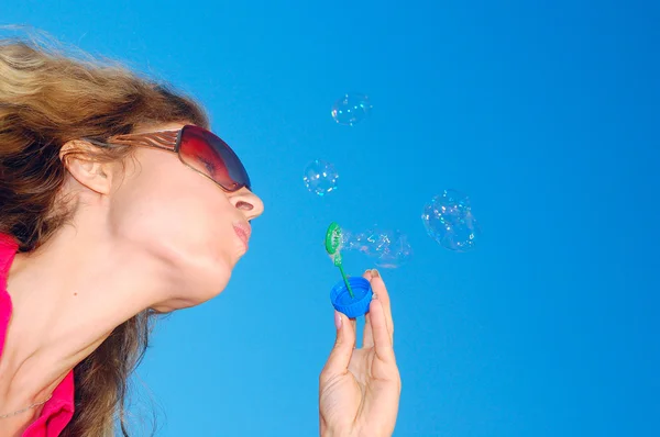 Woman Bubbles Sky — Zdjęcie stockowe