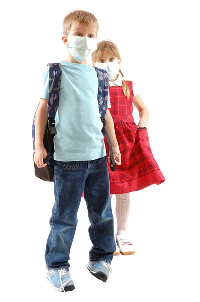 Bambini con maschera antinfluenzale di protezione — Foto Stock