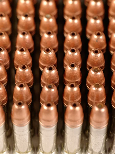 De karabijn cartridges. militaire backgr — Stockfoto