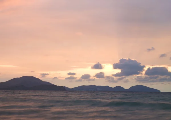 Dawn on the sea — Stock Photo, Image