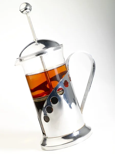 French press with black tea — Stock Photo, Image
