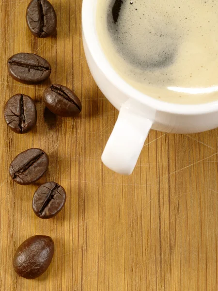 喝杯咖啡与豆木 — 图库照片