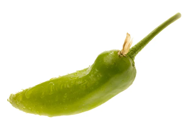 Φρέσκια πράσινη πιπεριά. απομονωμένη με clippi — Φωτογραφία Αρχείου