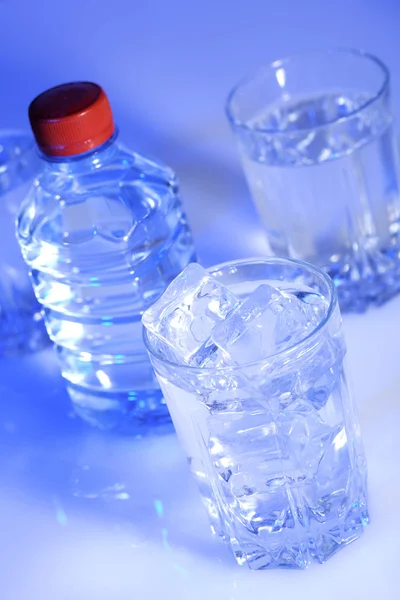 Clear spring water — Stock Photo, Image