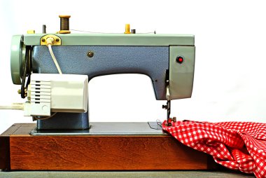eski elektrik dikiş makinesi