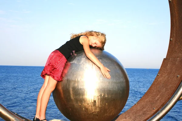Girl on the ball — Stock Photo, Image