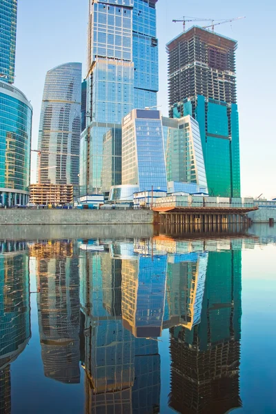 Modern Skyscrapers River Bank Moscow — 图库照片