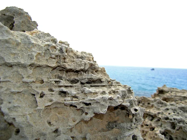 Paisaje marino con roca, Chipre . —  Fotos de Stock