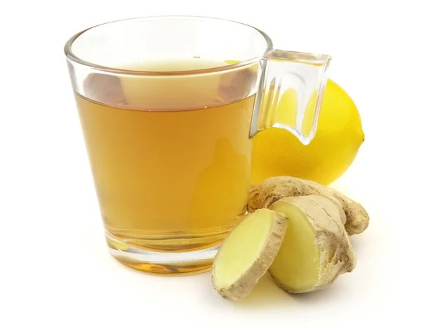 Чай с лимоном и имбирем — стоковое фото