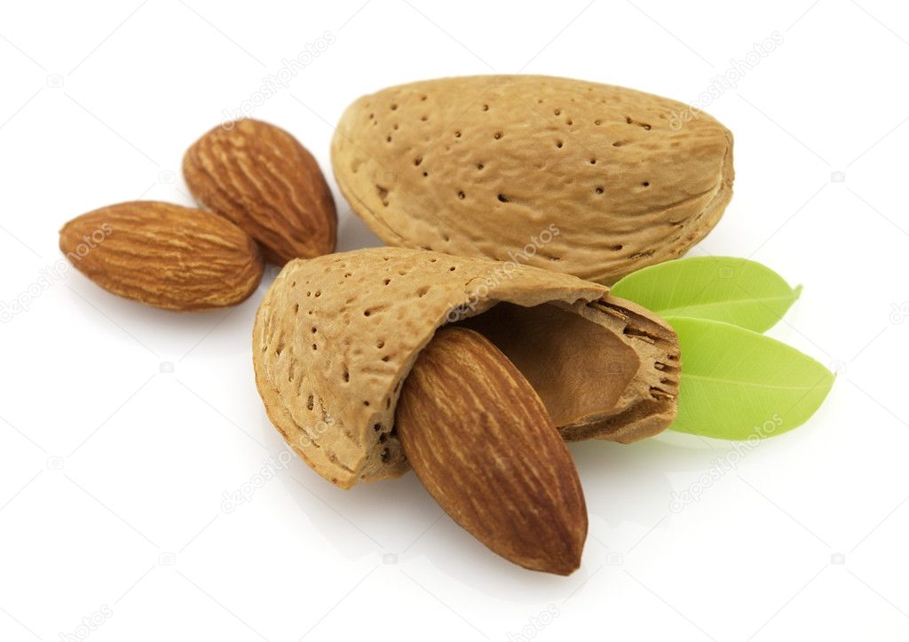 Almonds with kernel