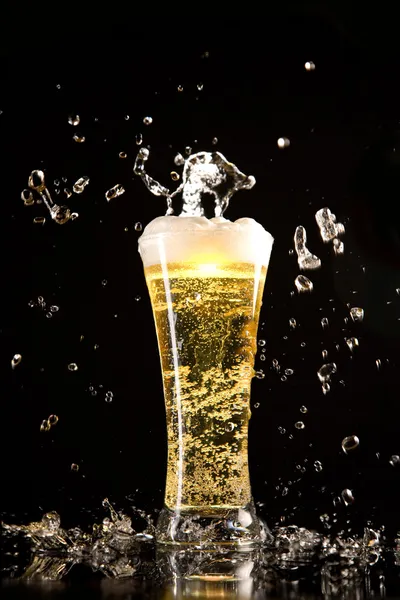 Beer Bubbles Splash Water — Photo