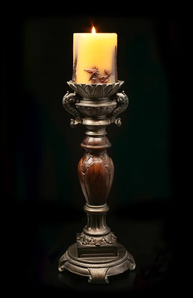 Zabytkowe drewniane Świeczniki — Zdjęcie stockowe
